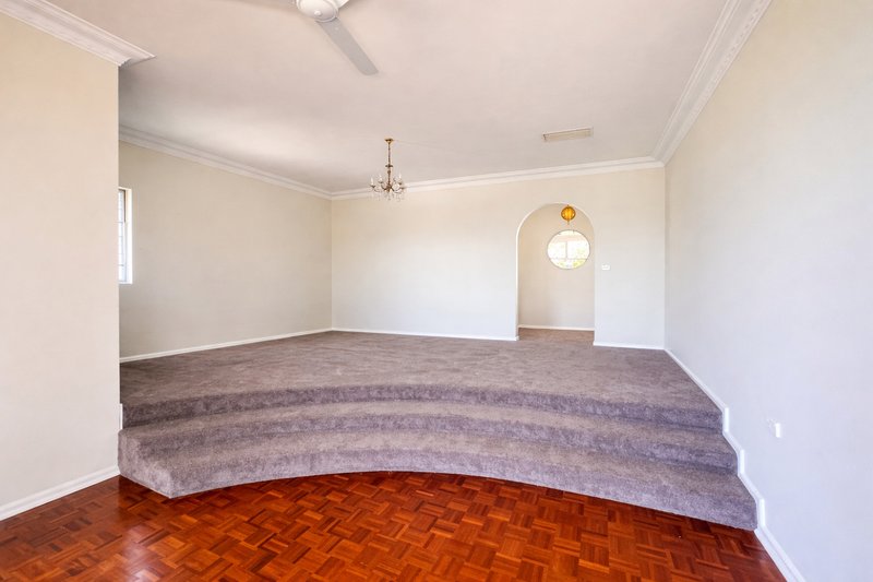 Photo - 23 Myrene Avenue, Tamworth NSW 2340 - Image 4