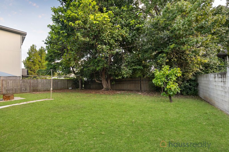 Photo - 23 Nadine Street, Graceville QLD 4075 - Image 13