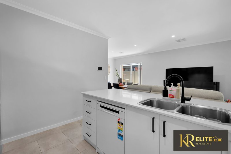 Photo - 23 Narran Street, Anketell WA 6167 - Image 16