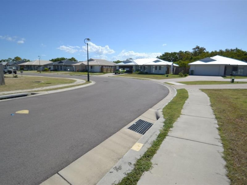 Photo - 23 Nautilus Street, Bowen QLD 4805 - Image 8