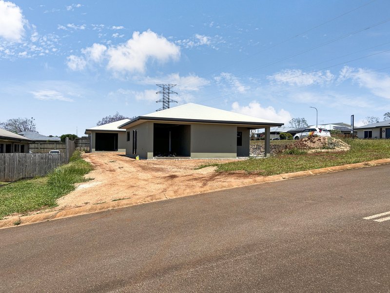 Photo - 23 Neal Street, Atherton QLD 4883 - Image 2