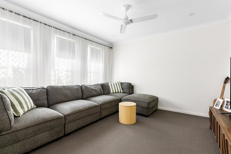 Photo - 23 Negrita Street, Harristown QLD 4350 - Image 5