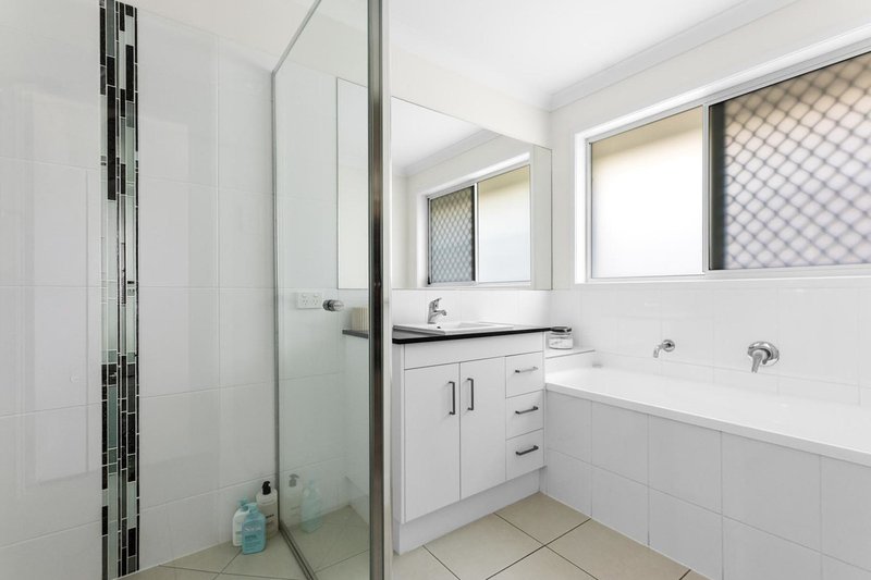 Photo - 23 Negrita Street, Harristown QLD 4350 - Image 12