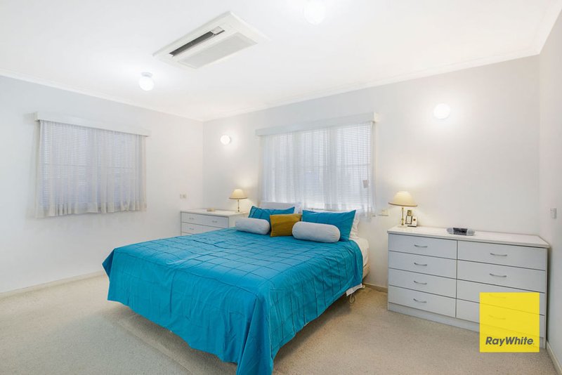 Photo - 23 Nemarra Street, Wynnum West QLD 4178 - Image 3