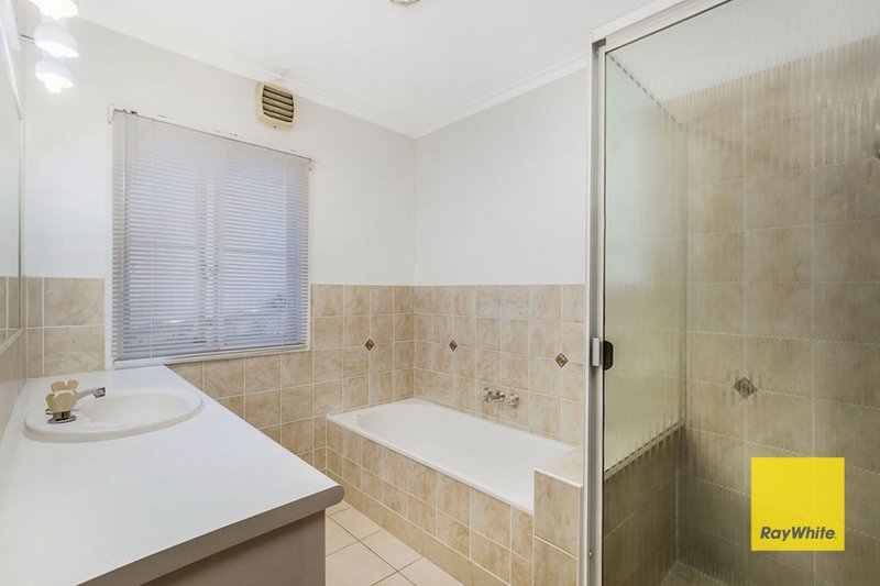 Photo - 23 Nemarra Street, Wynnum West QLD 4178 - Image 7