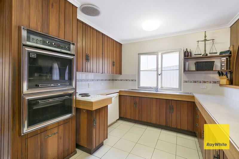 Photo - 23 Nemarra Street, Wynnum West QLD 4178 - Image 10