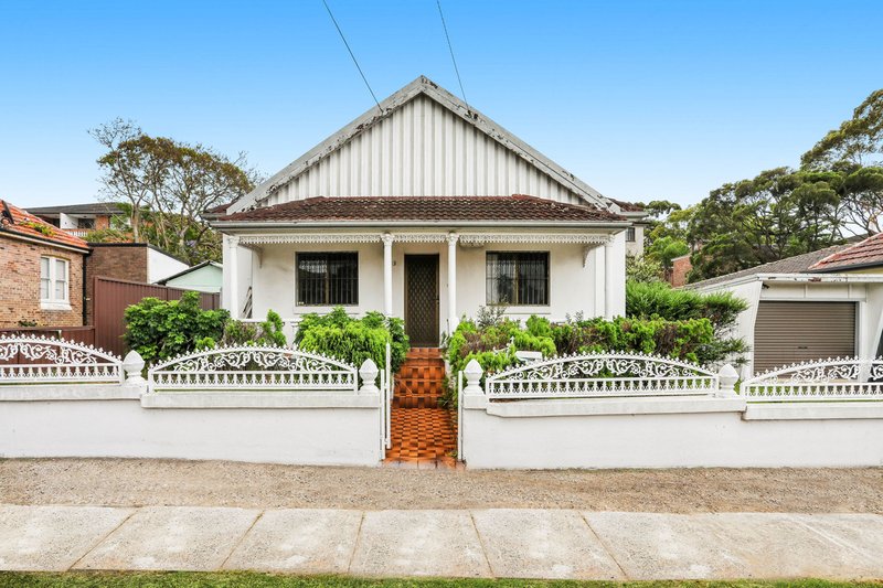 23 Nielsen Avenue, Carlton NSW 2218