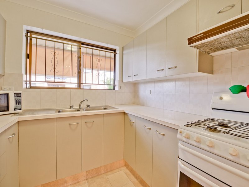 Photo - 2/3 Norman Street, East Brisbane QLD 4169 - Image 3