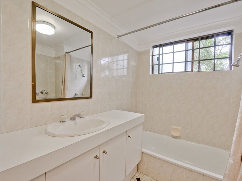 Photo - 2/3 Norman Street, East Brisbane QLD 4169 - Image 4