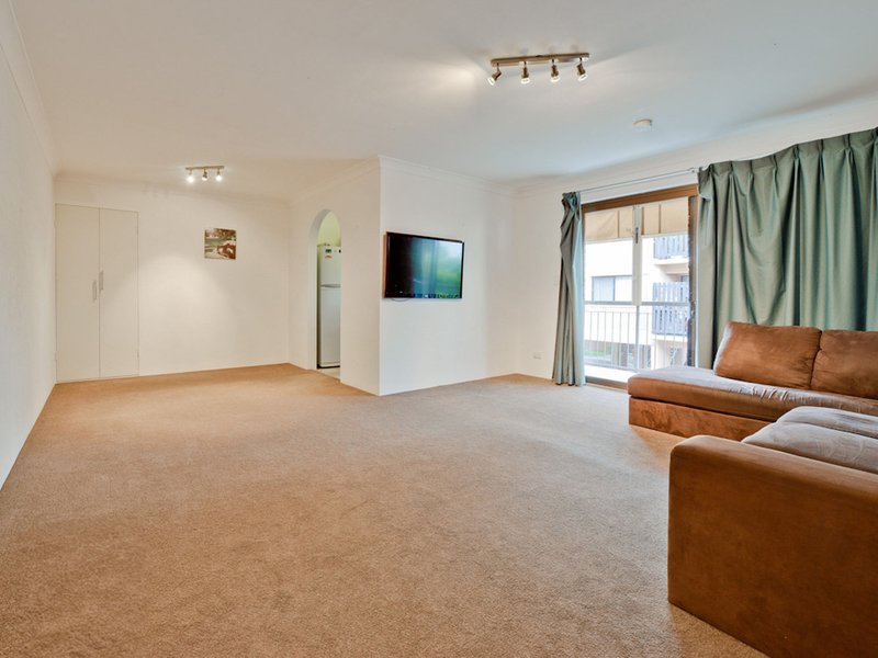 Photo - 2/3 Norman Street, East Brisbane QLD 4169 - Image 6