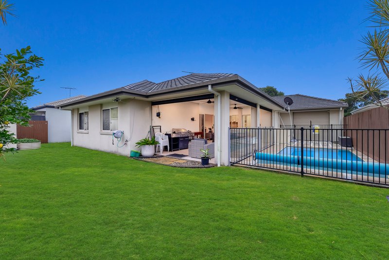 Photo - 23 Numbat Street, North Lakes QLD 4509 - Image 4