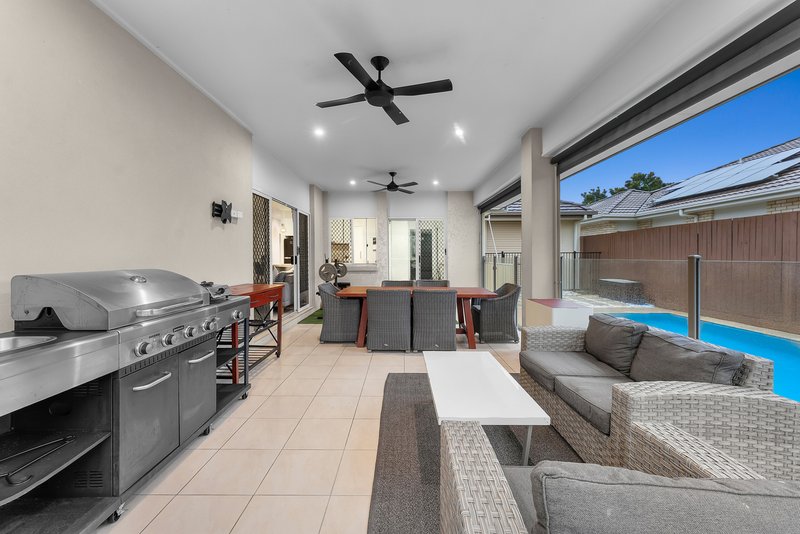 Photo - 23 Numbat Street, North Lakes QLD 4509 - Image 9