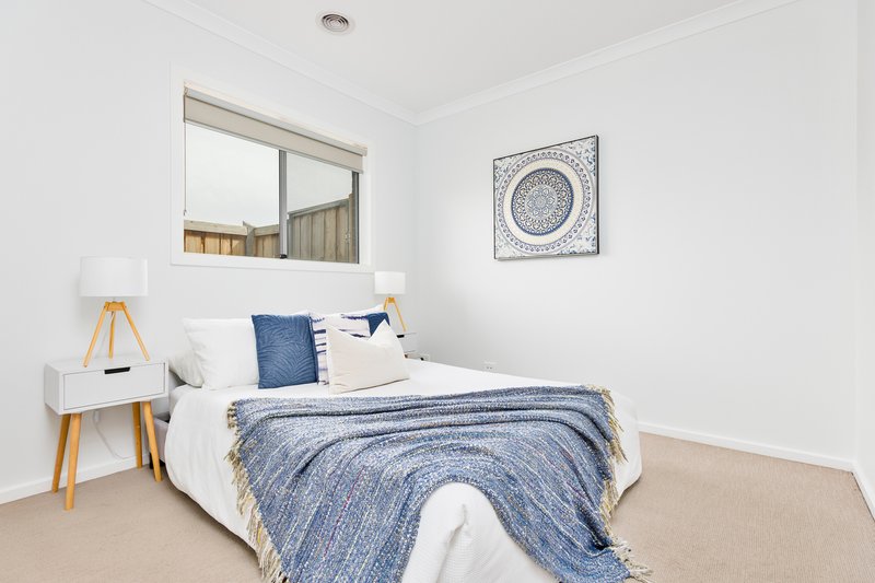 Photo - 23 Nuttal Street, Mambourin VIC 3024 - Image 6