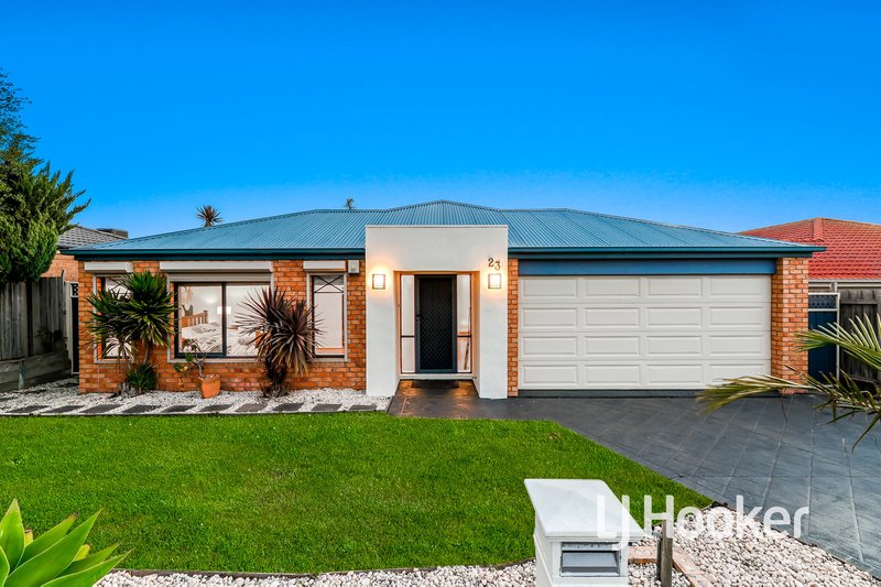 23 Oakgrove Drive, Narre Warren South VIC 3805