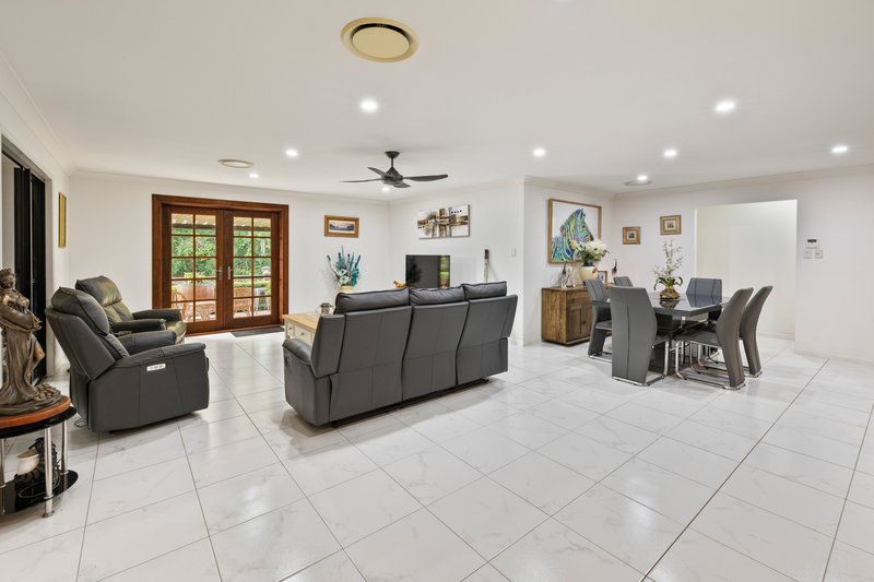 Photo - 23 Old Orchard Drive, Palmwoods QLD 4555 - Image 5