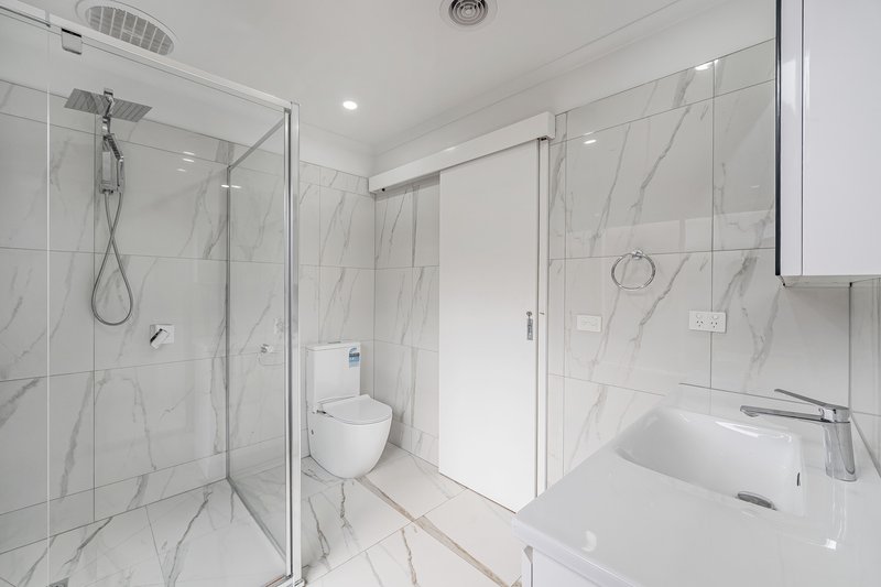 Photo - 23 Orion Way, Roxburgh Park VIC 3064 - Image 15