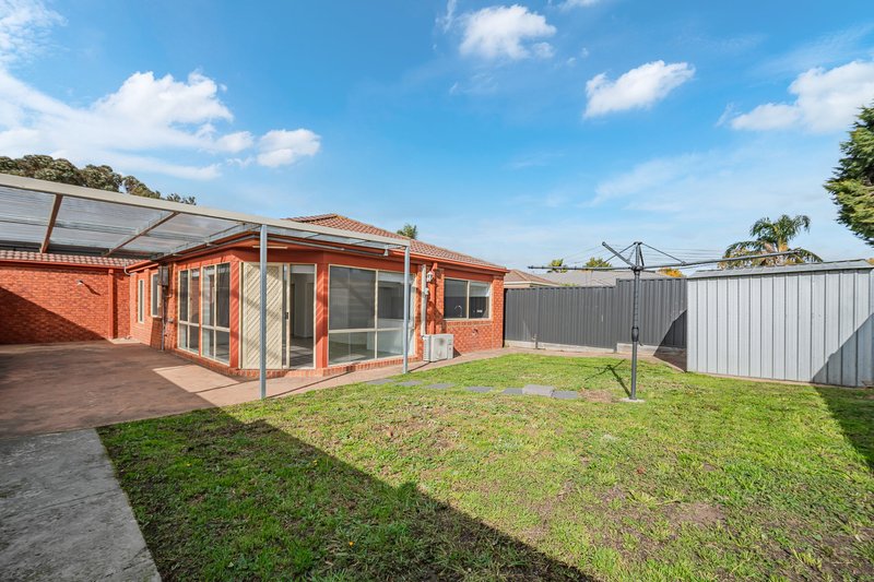 Photo - 23 Orion Way, Roxburgh Park VIC 3064 - Image 17