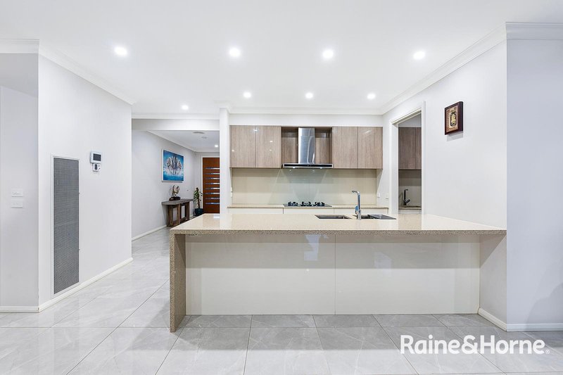 Photo - 23 Orpnigton Drive, Clyde North VIC 3978 - Image 10