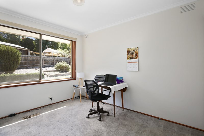 Photo - 23 Orrong Road, Mooroolbark VIC 3138 - Image 12