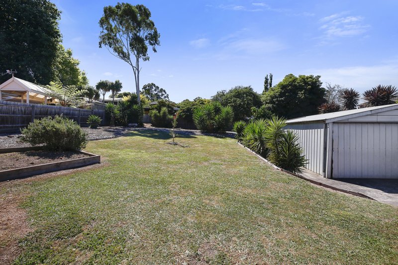 Photo - 23 Orrong Road, Mooroolbark VIC 3138 - Image 15