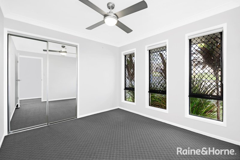 Photo - 2/3 Ostria Crt , Griffin QLD 4503 - Image 7