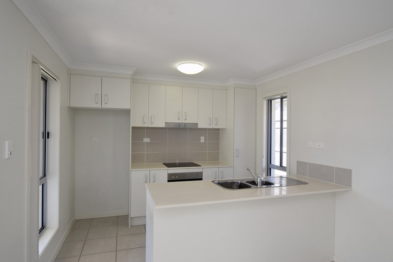 Photo - 23 Oystercatcher Road, Kirkwood QLD 4680 - Image 3