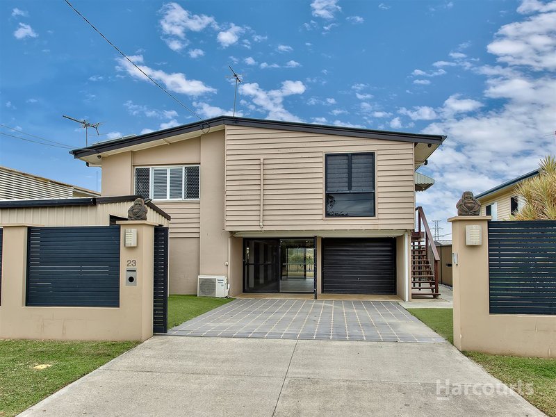 Photo - 23 Palmer Parade, Strathpine QLD 4500 - Image 2