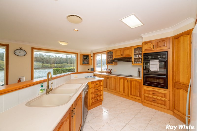 Photo - 23 Palmway Crescent, Tuncurry NSW 2428 - Image 2