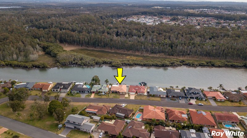 Photo - 23 Palmway Crescent, Tuncurry NSW 2428 - Image 13