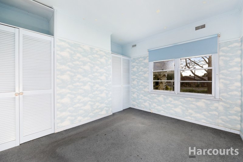 Photo - 23 Parer Avenue, Moe VIC 3825 - Image 12