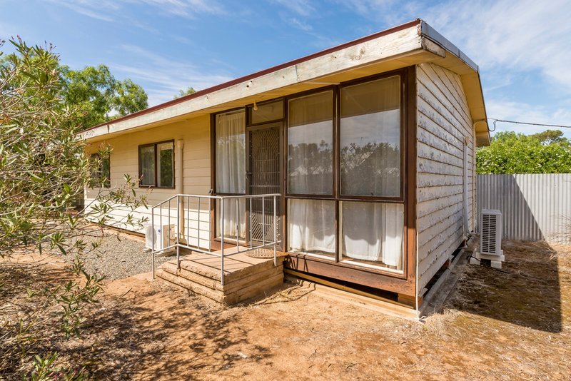 Photo - 23 Paxton Street, Willaston SA 5118 - Image 3