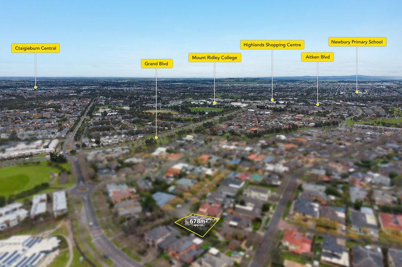 Photo - 23 Peasholm Corner, Craigieburn VIC 3064 - Image 18