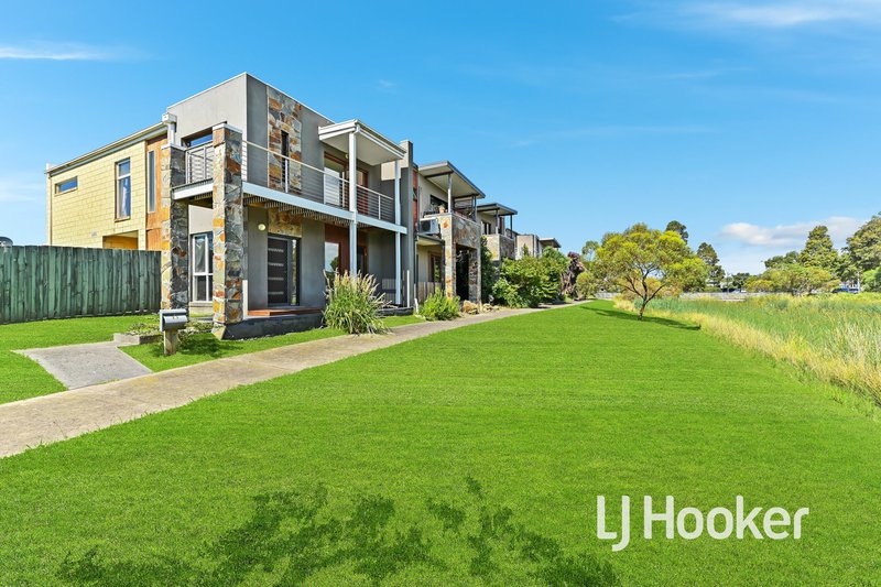 Photo - 23 Pendula Place, Pakenham VIC 3810 - Image 16