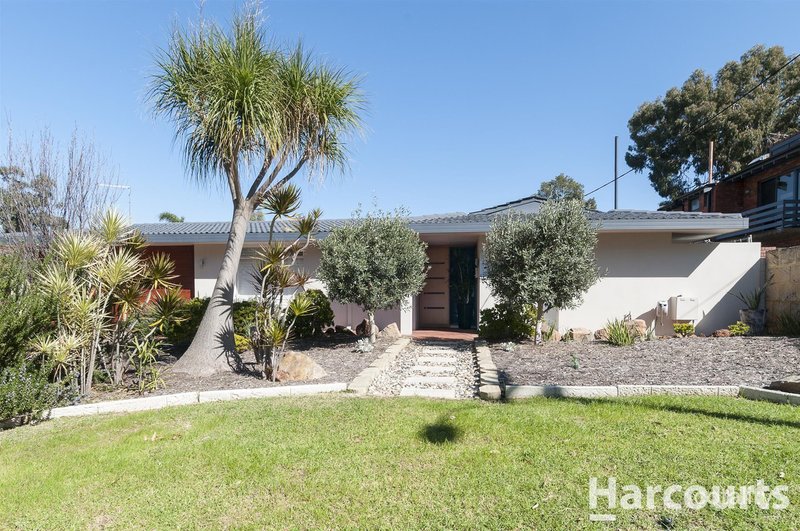 Photo - 23 Pentland Avenue, Duncraig WA 6023 - Image 3