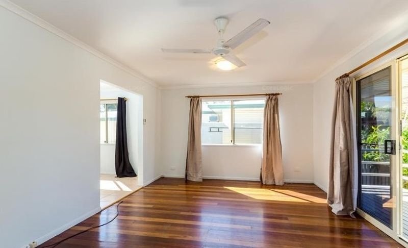 Photo - 23 Pershouse Street, Barney Point QLD 4680 - Image 4