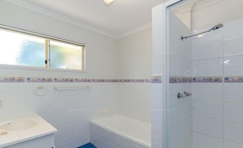 Photo - 23 Pershouse Street, Barney Point QLD 4680 - Image 6