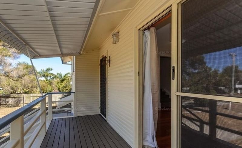 Photo - 23 Pershouse Street, Barney Point QLD 4680 - Image 7