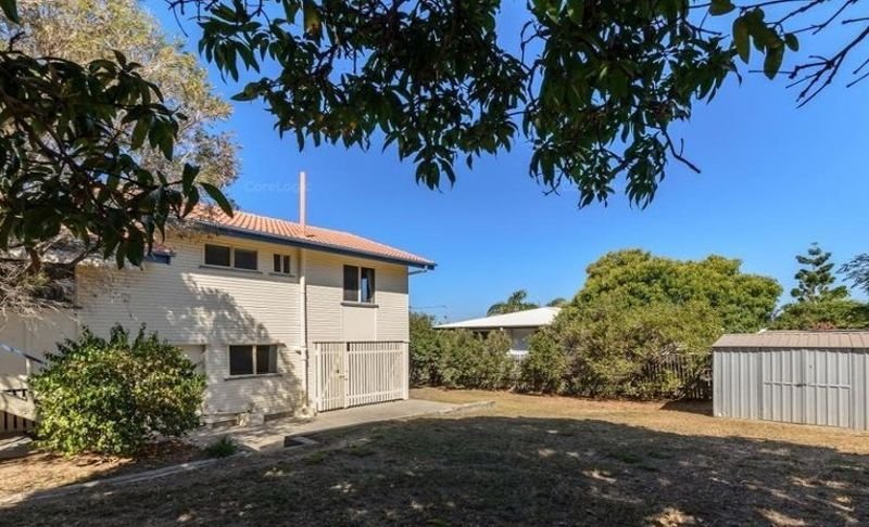 Photo - 23 Pershouse Street, Barney Point QLD 4680 - Image 8