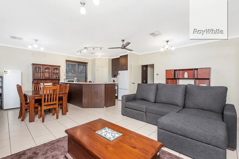 Photo - 23 Pine Court, Mawson Lakes SA 5095 - Image 3