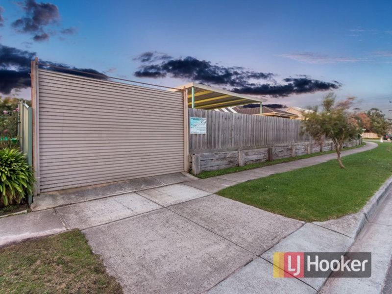 Photo - 23 Pinnacle Way, Hampton Park VIC 3976 - Image 14