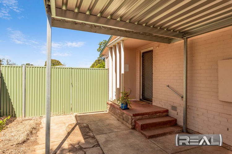 Photo - 23 Plaitford Street, Elizabeth Vale SA 5112 - Image 3