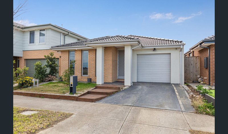 Photo - 23 Plenitude Road, Tarneit VIC 3029 - Image 2