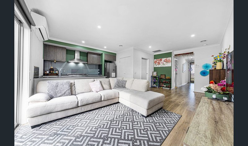 Photo - 23 Plenitude Road, Tarneit VIC 3029 - Image 7