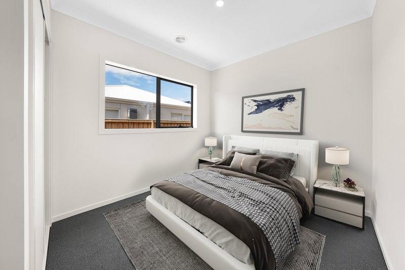 Photo - 23 Plimsoll Street, Mickleham VIC 3064 - Image 7