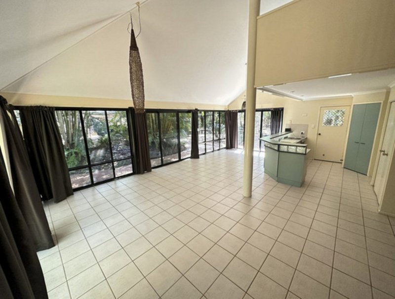 Photo - 2/3 Plum Tree Crescent, Moore Park Beach QLD 4670 - Image 3