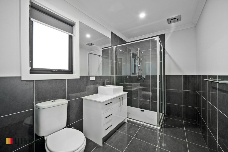 Photo - 23 Plumbago Street, Craigieburn VIC 3064 - Image 10