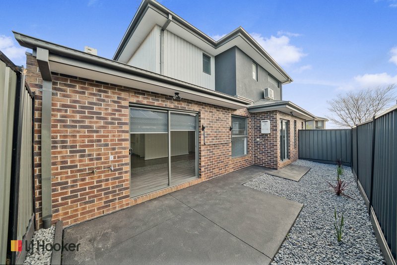 Photo - 23 Plumbago Street, Craigieburn VIC 3064 - Image 12