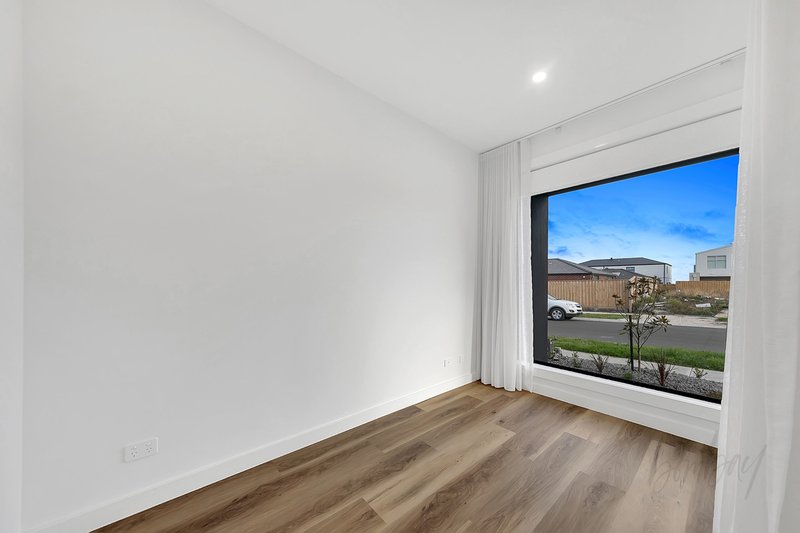 Photo - 23 Prato Street, Greenvale VIC 3059 - Image 2