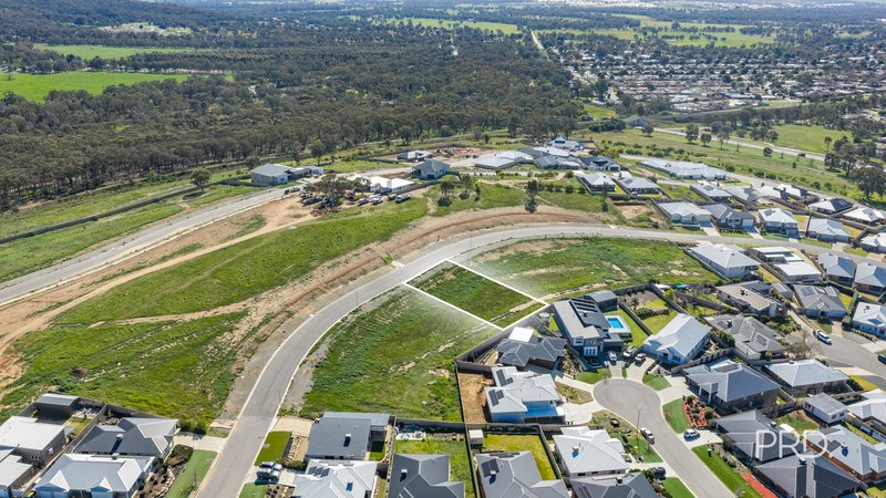 Photo - 23 Preston Crescent, Lloyd NSW 2650 - Image 10