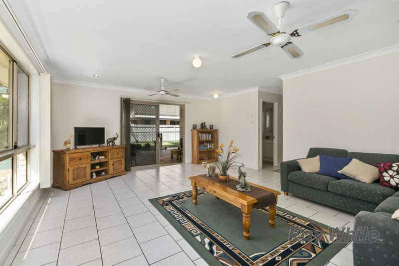 Photo - 23 Prunda Circuit, Wellington Point QLD 4160 - Image 4